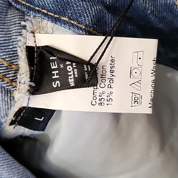 Hello kitty by Shein denim skirt - Picture 5 of 5